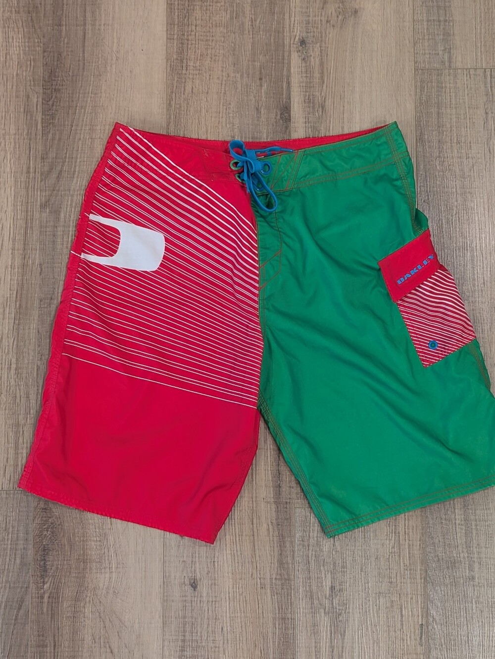 Oakley Board Shorts Mens 34 Colorblock Swim Trunks Surf Beach Pink Green